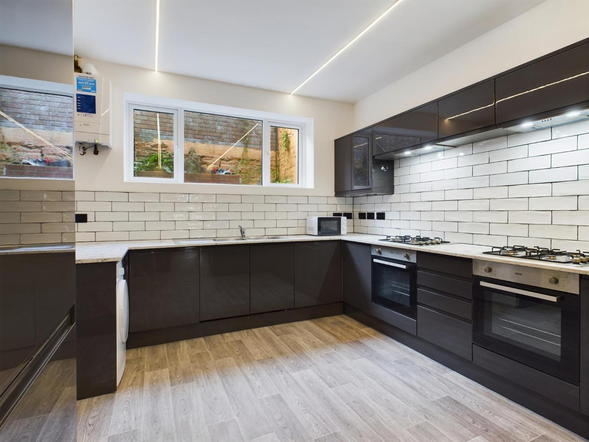 Substantial 9 Bedroom House In Swansea Sketty Exteriör bild
